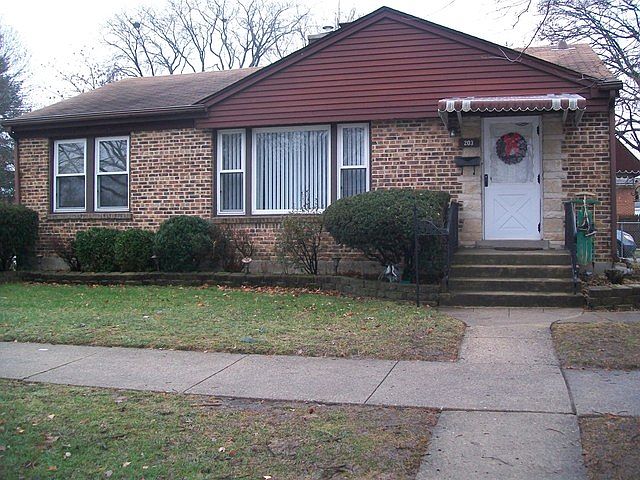 1st image of 203 W Vermont St