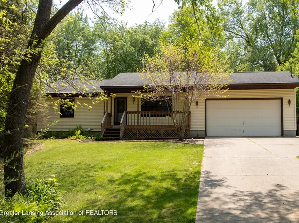 5975 Harper Rd, Holt, MI 48842