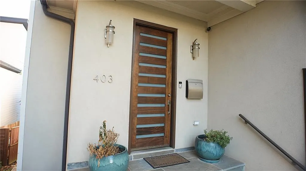 1 bed, 1.0 bath, 2836 sqft, $2,000 — Photo 2