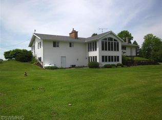 2901 S Ferris Rd, Sidney, MI 48885