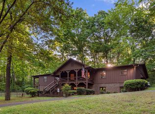 211 Cherry Hill Dr, Calhoun, GA 30701