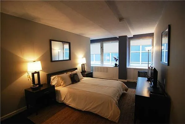 Rented by Global Realty Opportunities | media 33