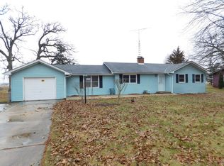 211 Oak St, Big Rock, IL 60511