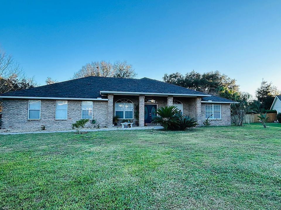 2nd image of 2396 Nightingale Ln
