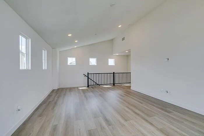 759 Faircliff Ct — Photo 39