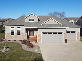 811 NW Boulder Point Pl, Ankeny, IA 50023