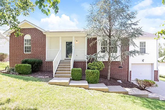 129 Cimmaron Dr — Photo 1