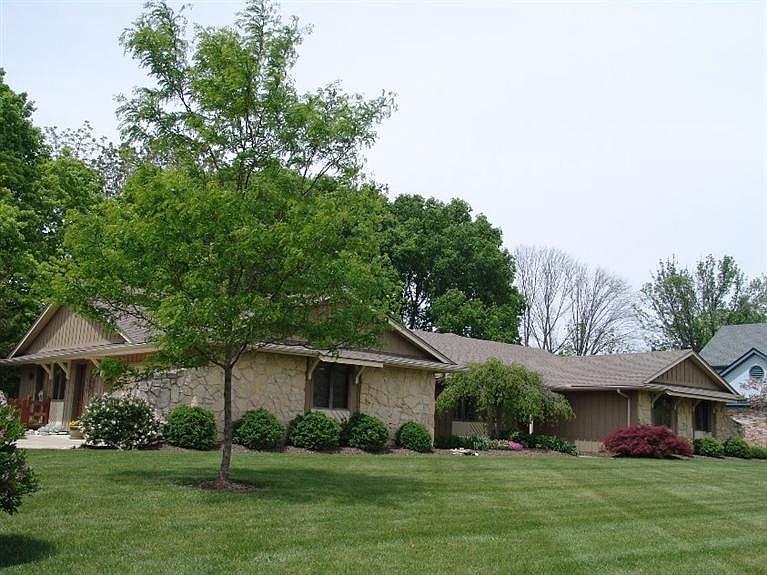 1st image of 245 Bramblebush Trl