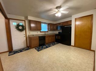 115 Edgewater Vlg #9, Latrobe, PA 15650