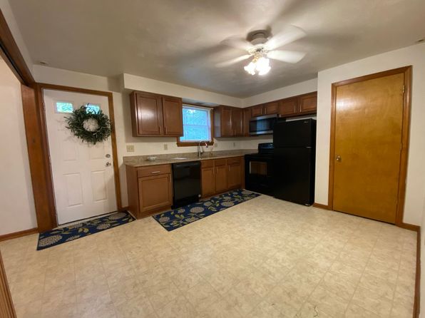 115 Edgewater Vlg #9