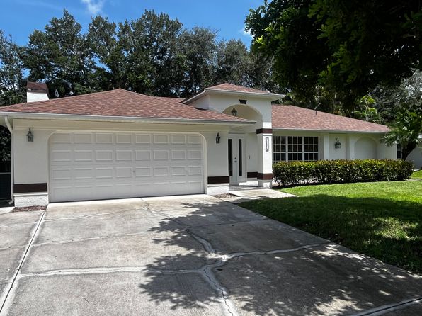 9707 Spring Ridge Cir