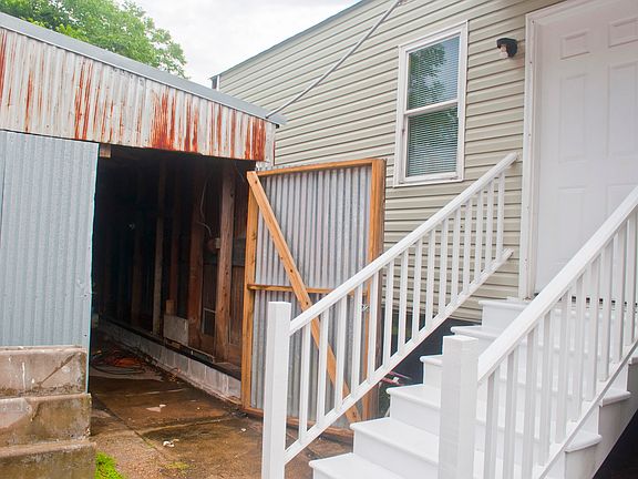 4th image of 3415 Bruxelles St