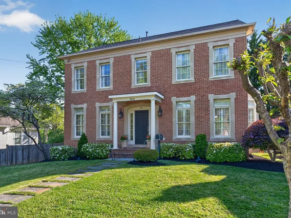 9511 Old Georgetown Rd, Bethesda, MD 20814