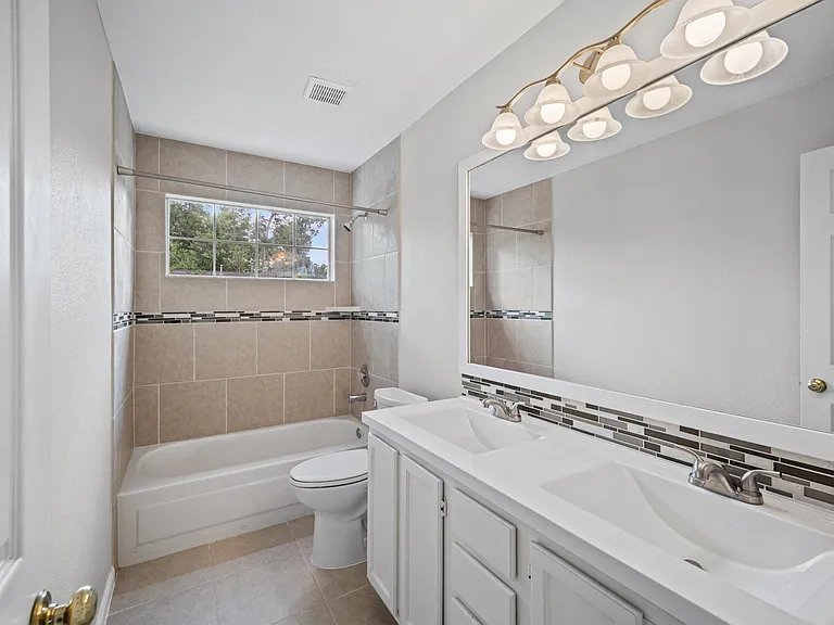 7 Grey Birch Pl — Photo 18