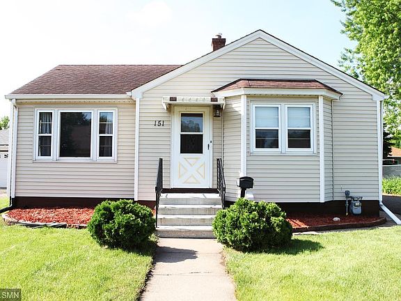 2nd image of 151 W Douglas St