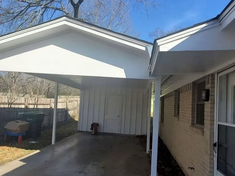 1437 S Rusk St — Photo 17