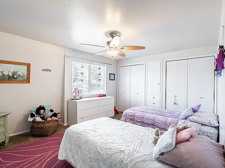 2063 E Kane Cir — Photo 5