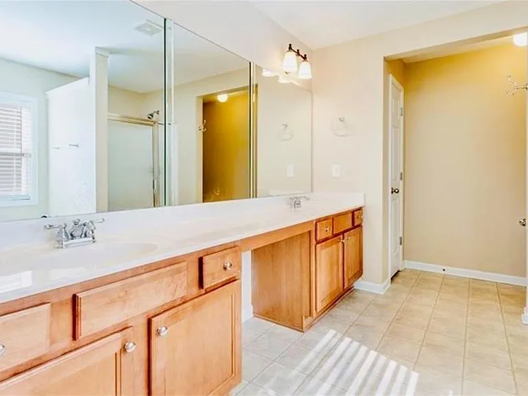 5430 Crestwick Way — Photo 13