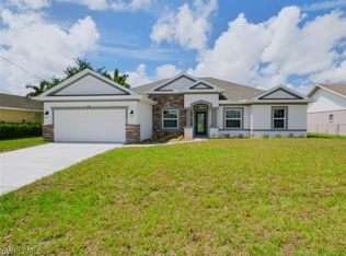 1318 SE 13th Terrace Cpe, Coral, FL 33990