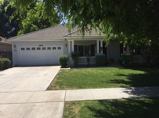 945 W Kimball Ave, Visalia, CA