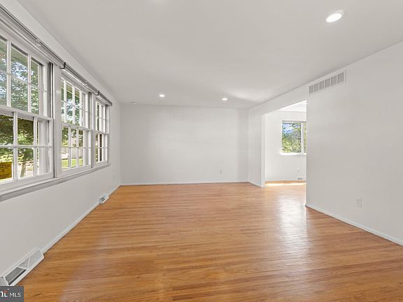 5th image of 6 Stonebridge Rd