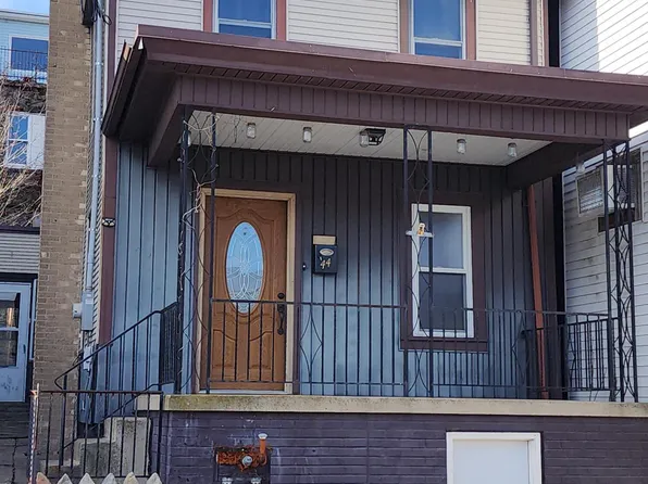 44 S 1st St, Coal Township, PA 17866