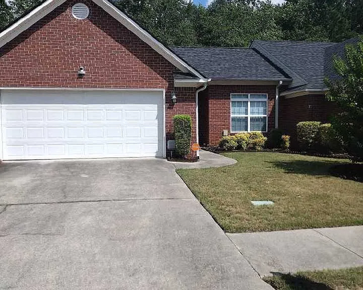 2918 Carey Ct — Photo 3