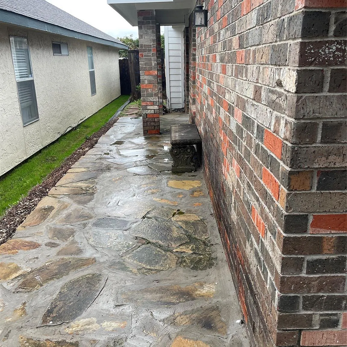 3 bed, 1422 sqft, $1,975 — Photo 3