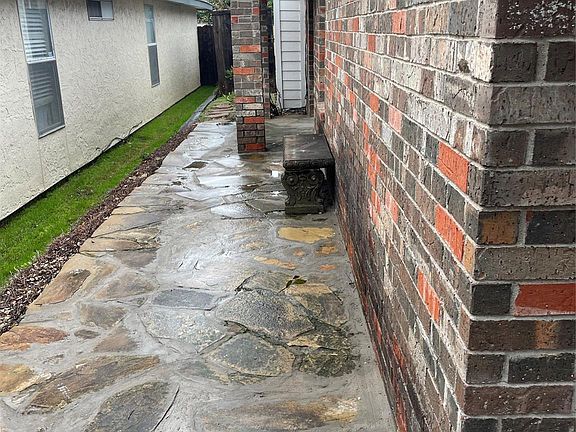 3rd image of 5412 Village Green Dr