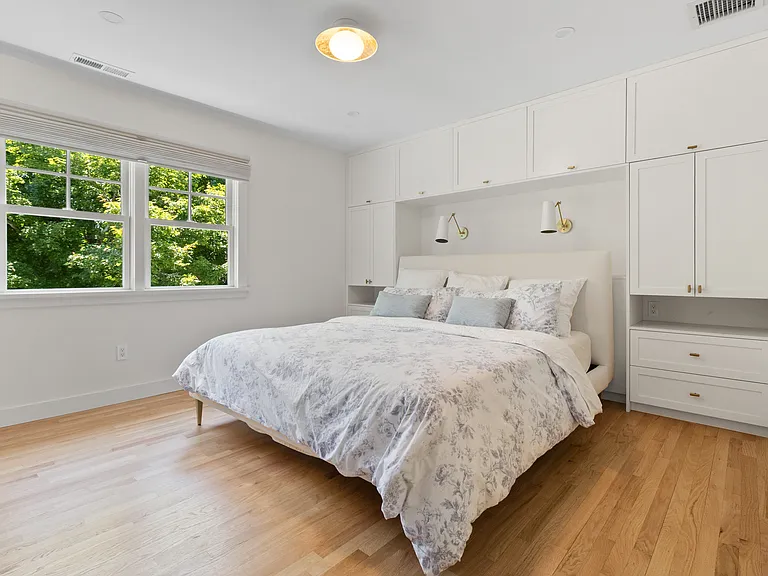 9 Deluca Dr — Photo 17