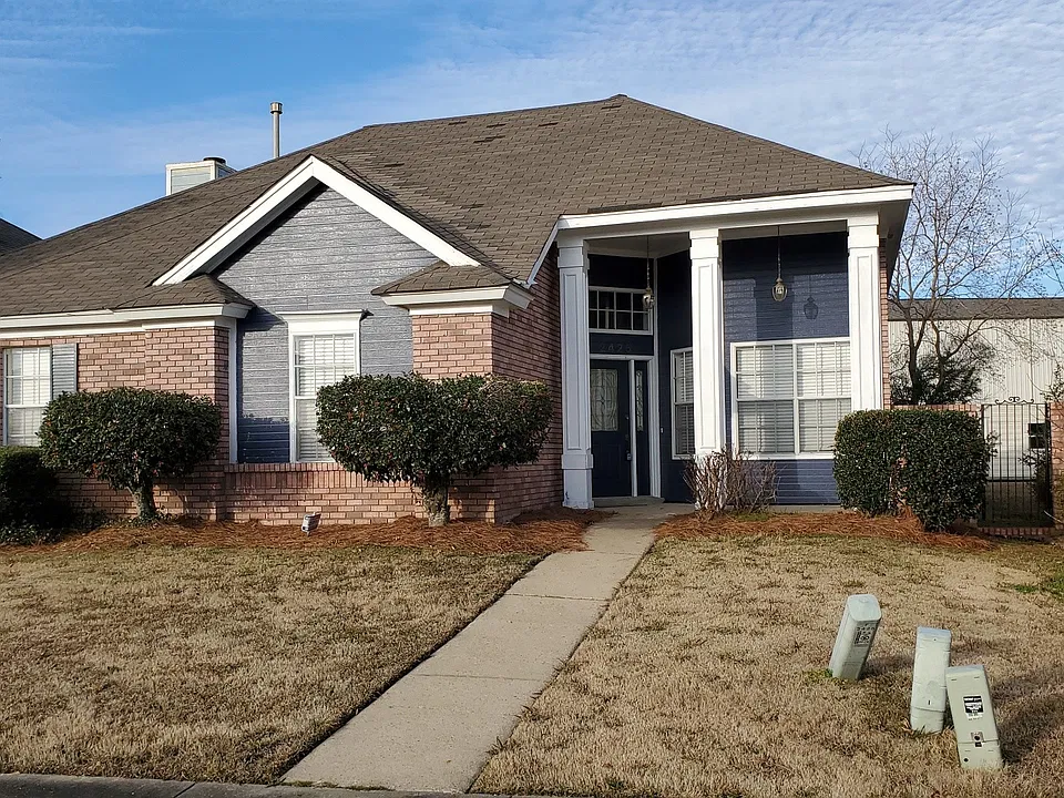 2425 Noble Wood Ct