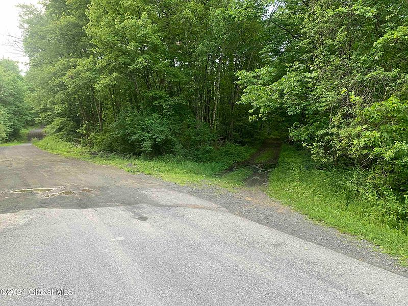 5th image of L14 Eagle Nest Road