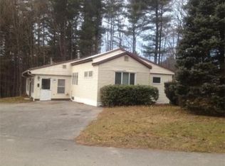 14 Bangor St, Nashua, NH 03063