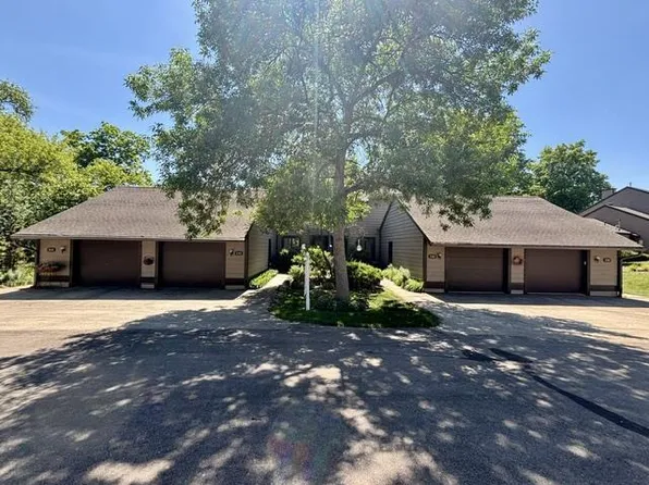120 Glenview Court, Janesville, WI 53548