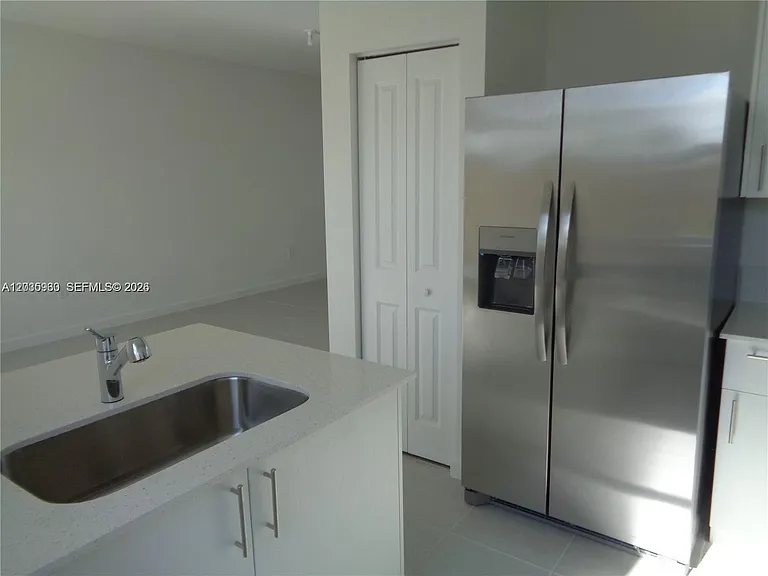 2514 SE 29th St #2514 — Photo 25