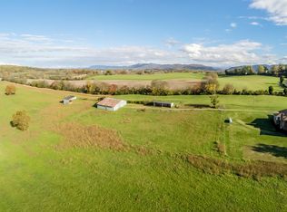 966 Hitch Rd, Maryville, TN 37804