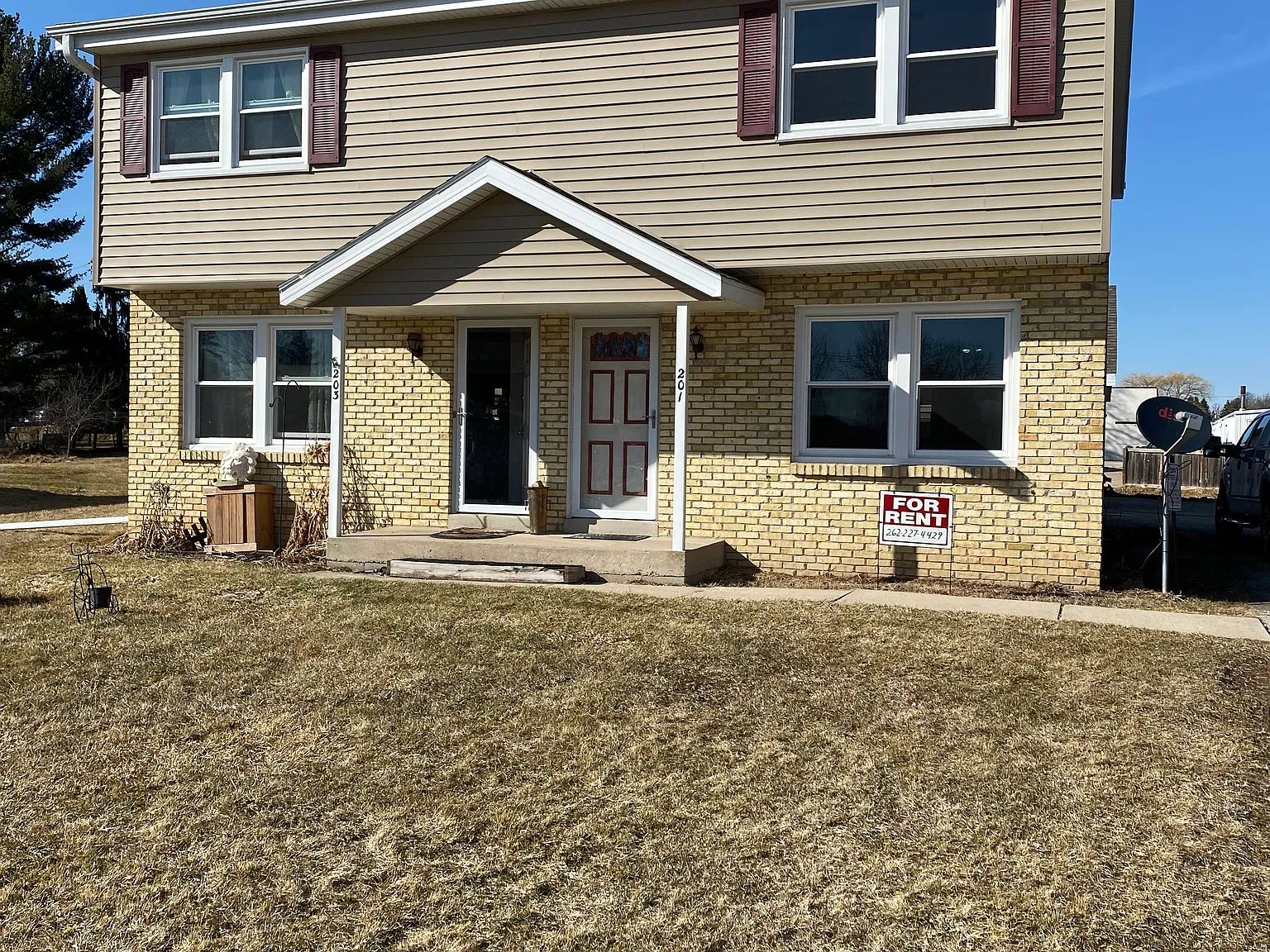 3 bed, 1.5 bath, 1200 sqft, $1,750 — Photo 3