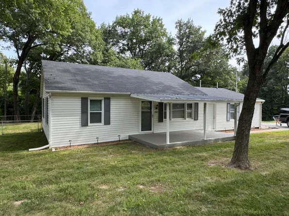 1262 W Old Plank Rd, Columbia, MO 65203