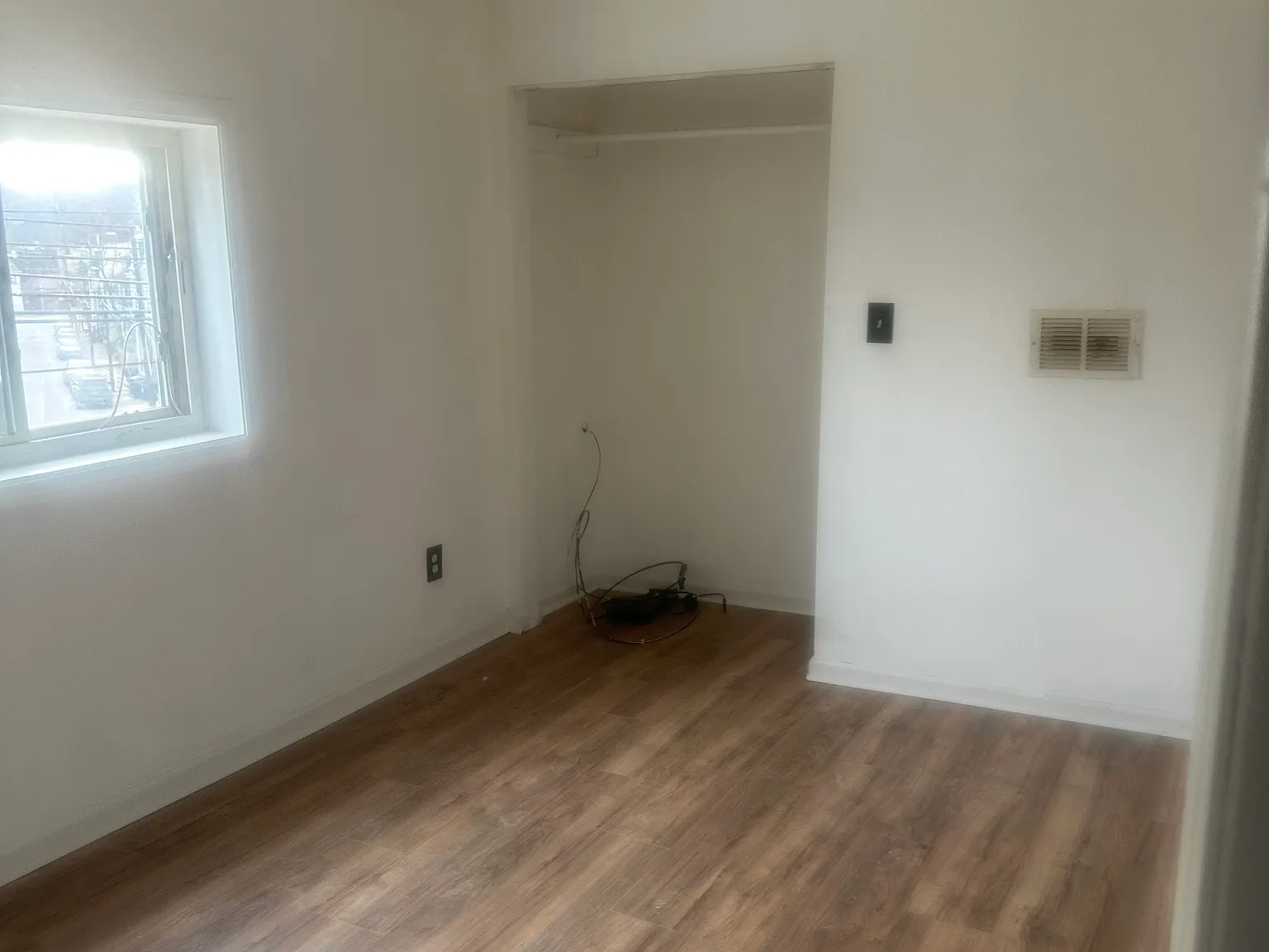 1901 Mount Troy Rd — Photo 4