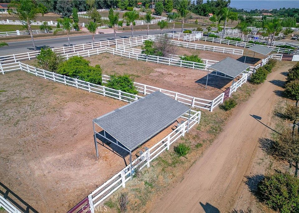 37550 Avenida La Cresta, Murrieta, CA 92562 Zillow