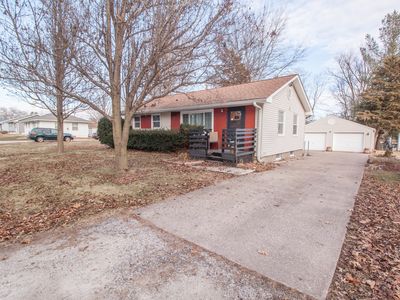 20 6th Ave, Matherville, IL, 61263