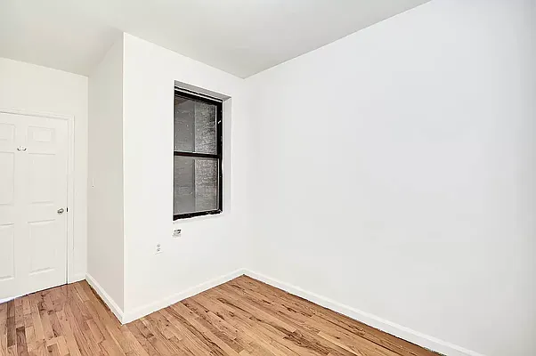 Rented by Compass | media 10