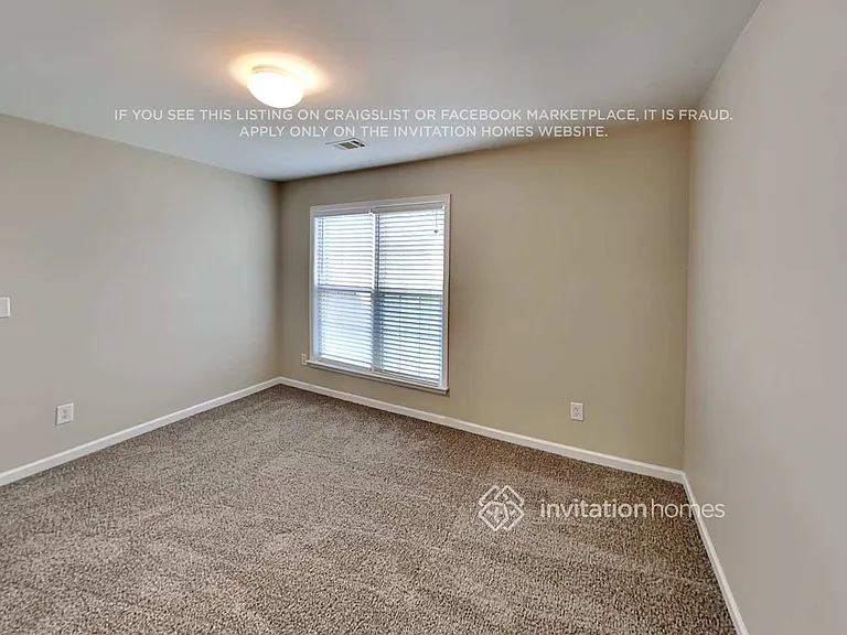 320 Balaban Cir — Photo 17
