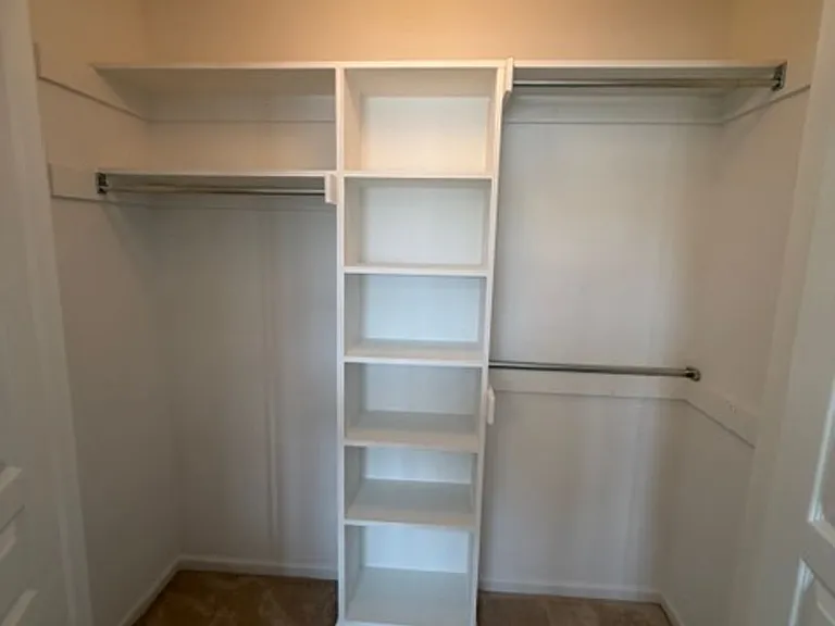 5301 Brinsley Ln — Photo 44