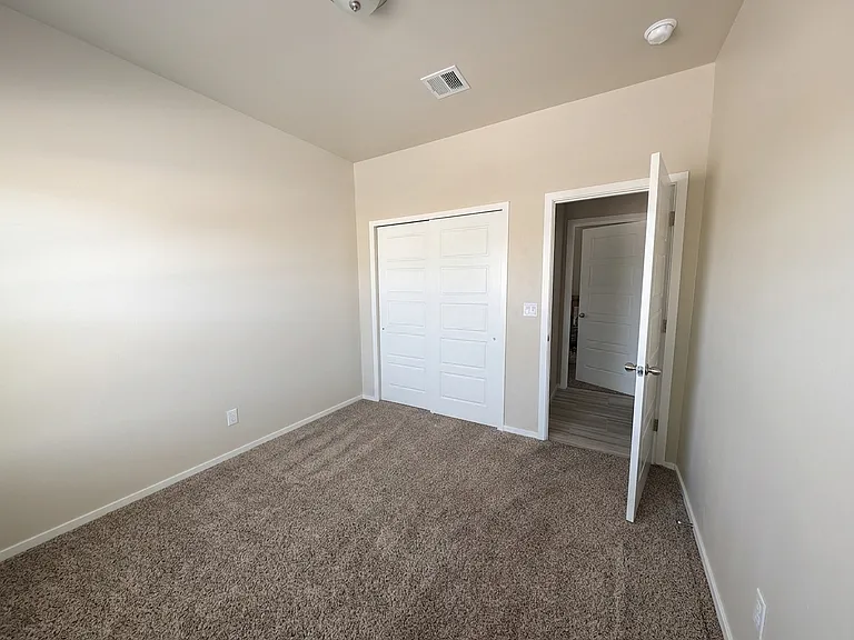 3920 Santa Sophia Rd — Photo 11