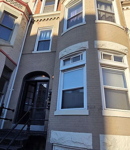 543 Florida Ave NW — Photo 8