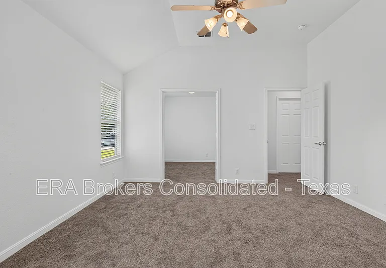 7703 Brisbane Bnd — Photo 23