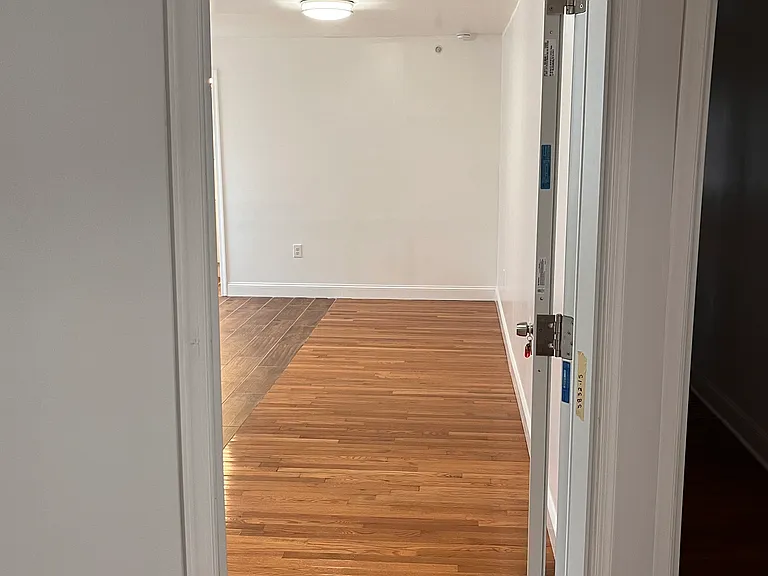 901 Diamond St #3F — Photo 8