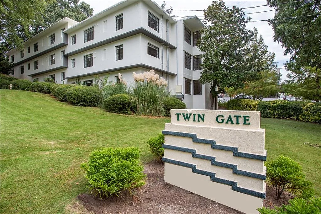 1 bed, 1.0 bath, 750 sqft, $1,500 — Photo 2