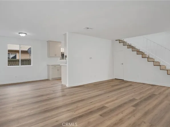 20214 Cohasset St Unit 5, Winnetka, CA 91306